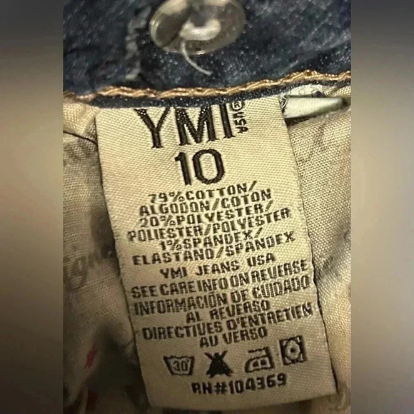 YMI Girls Blue Denim Shorts Sz 10 Bermuda Length Embroidered Button Flap Pockets - Picture 7 of 11